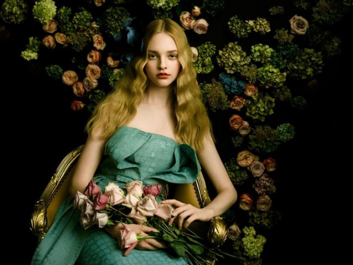 Оливия Хамилтон в Harper’s Bazaar Vietnam