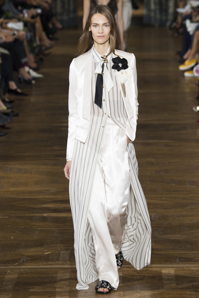 Неделя моды в Париже: Lanvin весна 2017