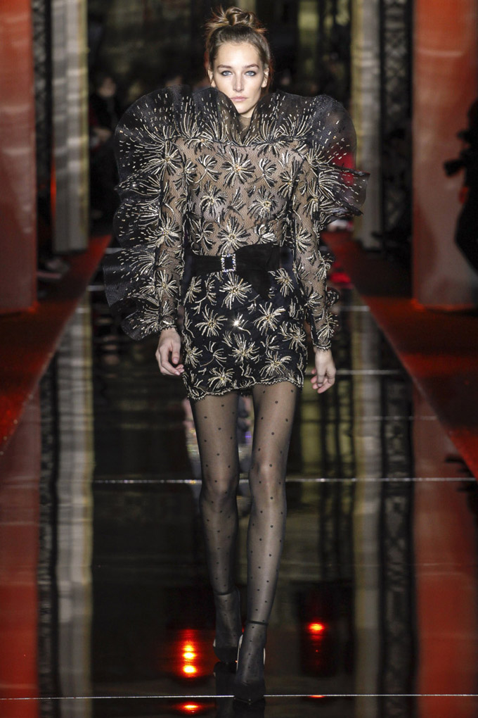 Неделя высокой моды в Париже: Zuhair Murad весна 2017