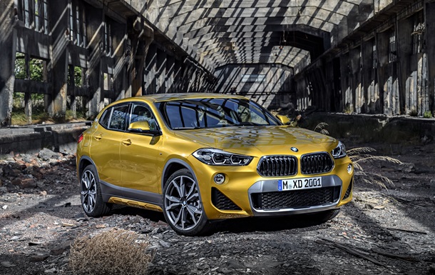 В Токио дебютировал серийный кроссовер BMW X2