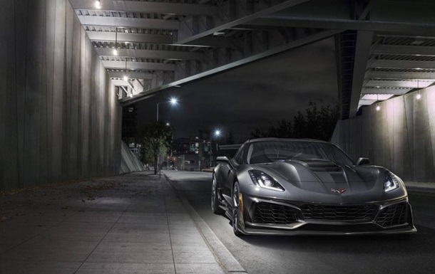 Chevrolet показала на фото мощнейший Corvette