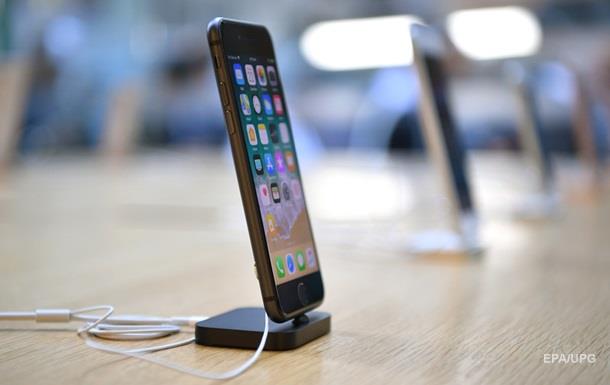 Производство iPhone 8 уменьшили в два раза - СМИ