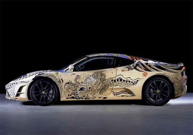 Кожаная Ferrari с татуировками якудз