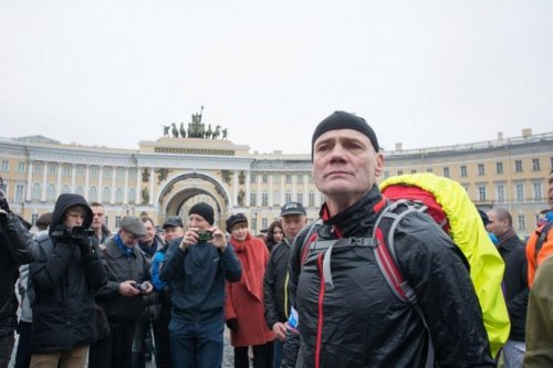 Пешее кругосветное путешествие 60-летнего петербуржца Сергея Лукьянов