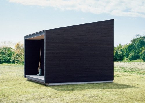 Минималистичные деревянные дома Muji Hut