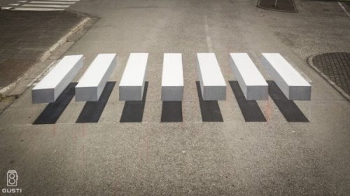 В Исландии на одном из перекрёстков появилась 3D-"зебра"