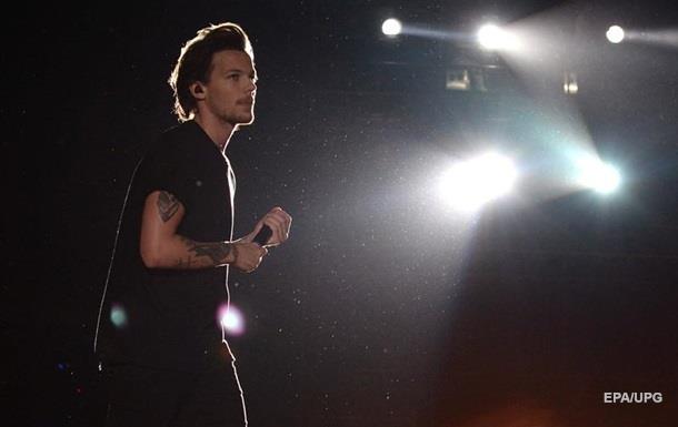 Участника One Direction арестовали после драки с папарацци