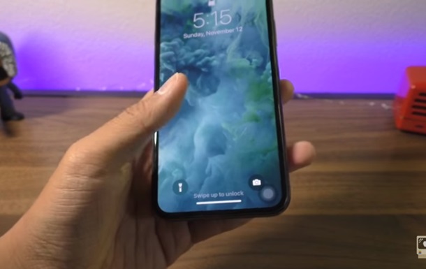 Пользователи iPhone X пожаловались на зависающий экран