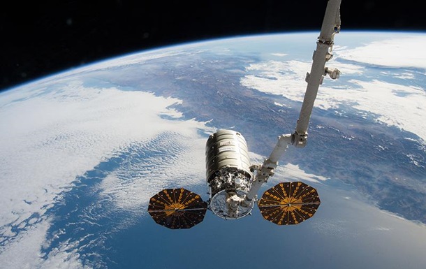 Космический грузовик Cygnus пристыковался к МКС