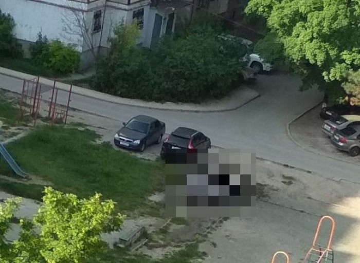 В Симферополе поджигают неправильно припаркованные автомобили