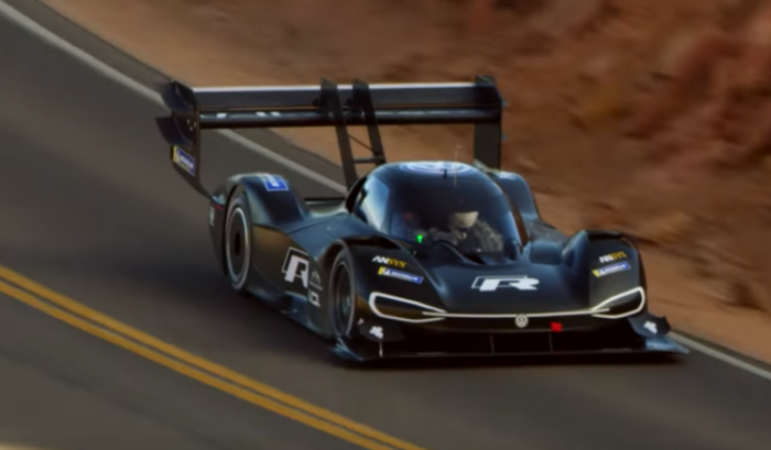Электрокар Volkswagen I.D. R впервые испытали на горе Пайкс Пик