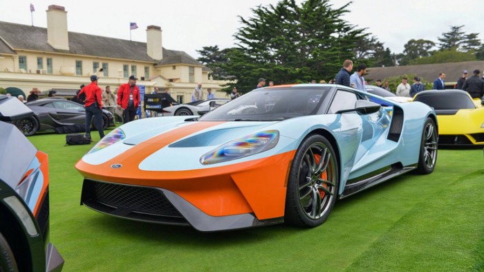 Ford представила новый спорткар Ford GT в версии Heritage Edition