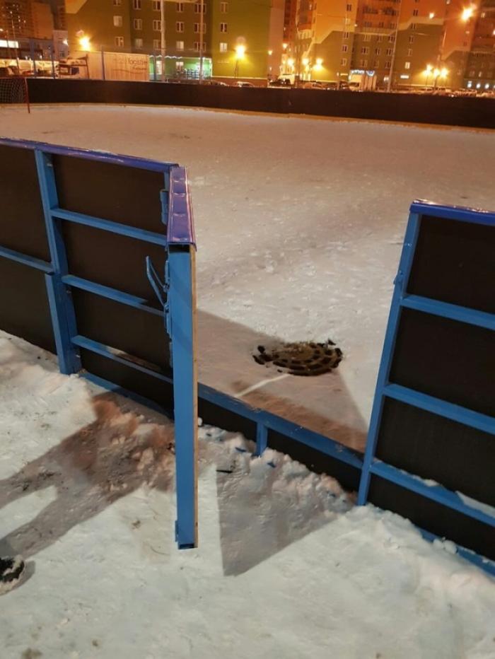 Можно ли залить такую хоккейную площадку ?