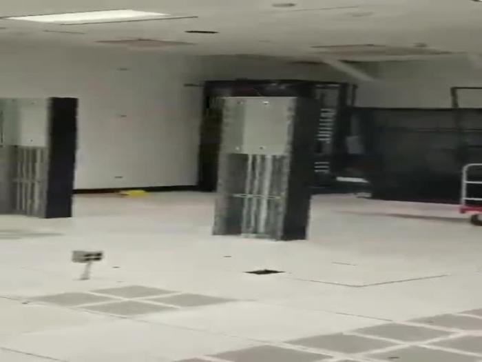 Когда пришел починить интернет, а тут такое...