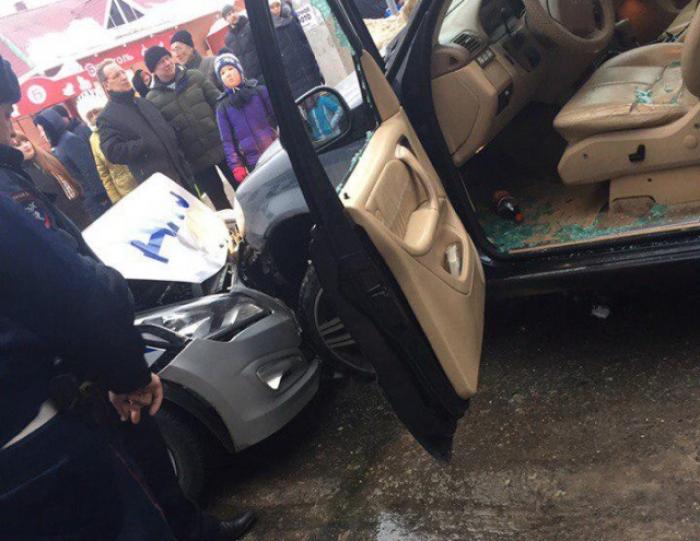 Протаранил 20 автомобилей, пытаясь уйти от полицейской погони в Подмосковье