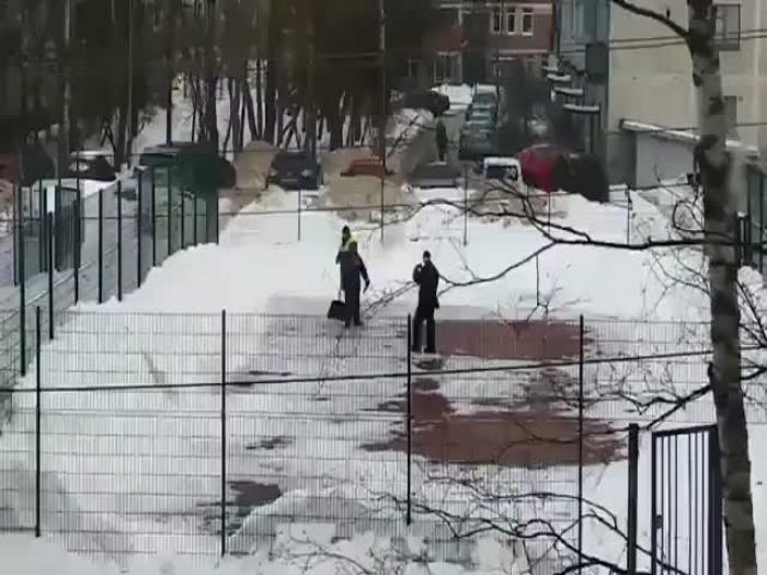 Сфоткай меня, типа я убираю