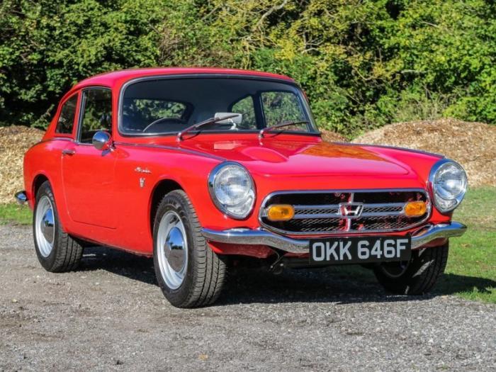 Дедушка S2000: в Великобритании продают Honda S800 1967 года