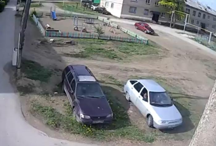 Моё место, я здесь всегда паркуюсь!