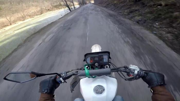 Супер скоростная езда на мотоцикле от первого лица