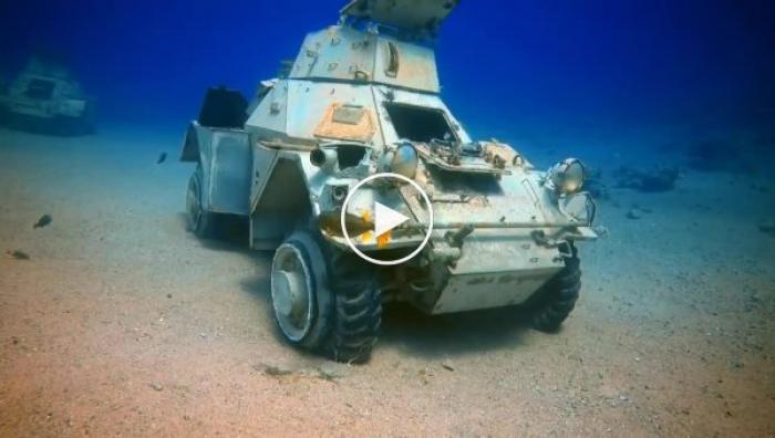 Приманка для туристов военную технику затопили в Красном море