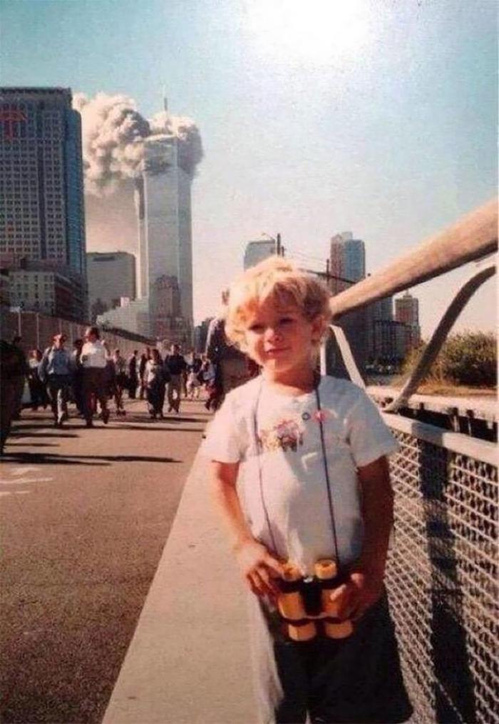Редкие и трагичные: фотографии теракта 9/11, которые не все видели Редкие и трагичные: фотографии теракта 9/11, которые не все видели