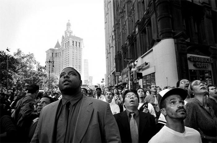 Редкие и трагичные: фотографии теракта 9/11, которые не все видели Редкие и трагичные: фотографии теракта 9/11, которые не все видели