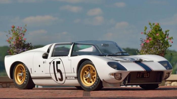 Ford GT40 Competition Roadster Prototype 1965 года, который принимал участие в Ле-Мане