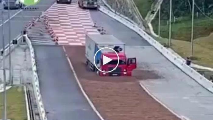Специальная полоса на трассе для тех, у кого отказали тормоза