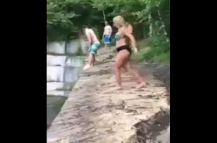Сальто и болезненное вхождение в воду