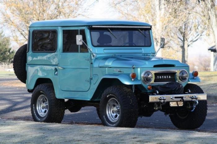 56-летний Toyota Land Cruiser после тщательной реставрации