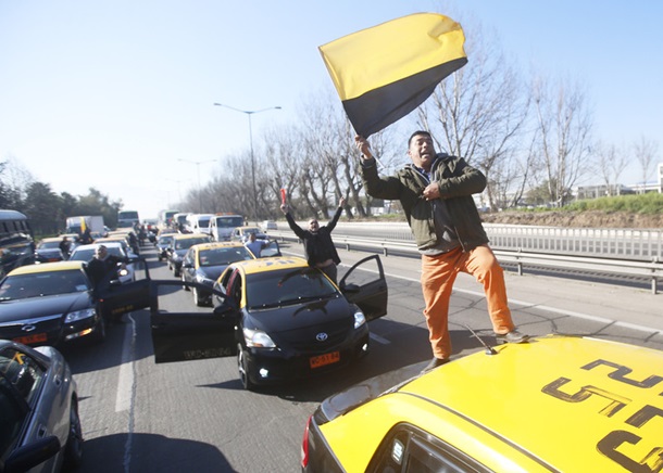 В Чили во время протестов против Uber умер человек
