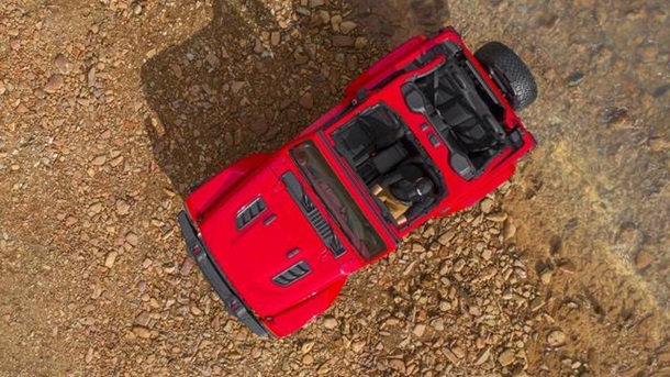 Появились первые фото нового Jeep Wrangler
