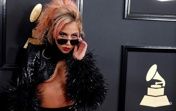 Grammy 2017: самые откровенные и эпатажные образы
