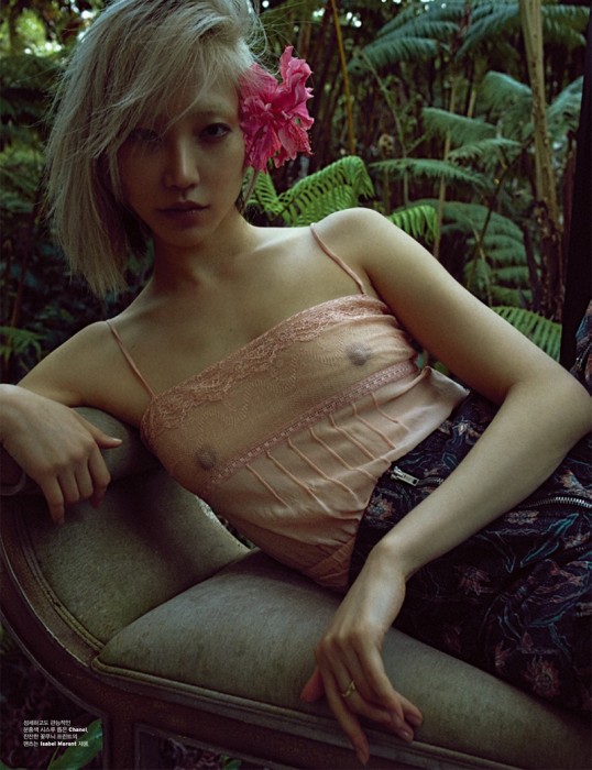 Су Жу Парк на страницах W Korea