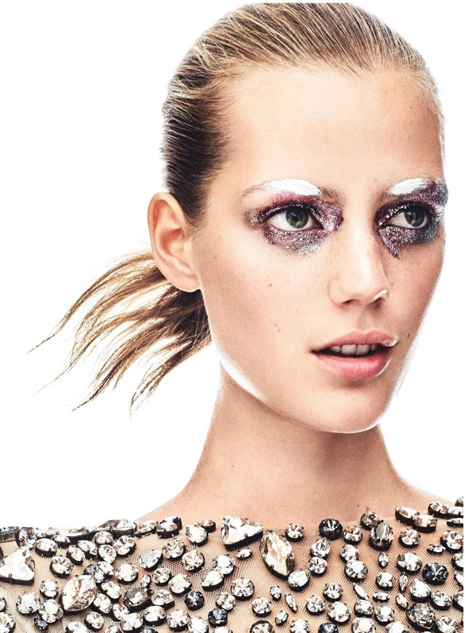 Эстер Хиш в Harper’s Bazaar Germany