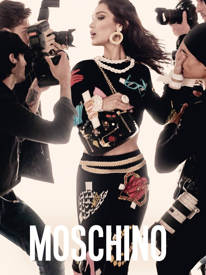 Джиджи и Белла Хадид в рекламной кампании Moschino