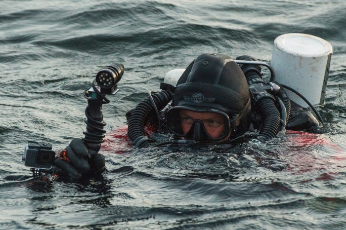 Водолазы Тихоокеанского флота совершили погружение на 416 метров
