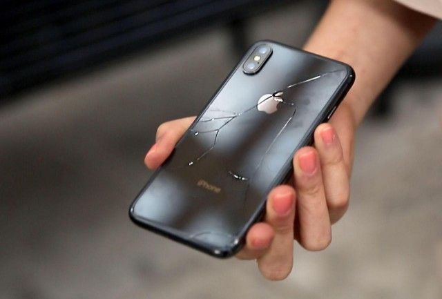 Счастливые обладатели iPhone Х недолго радовались покупке