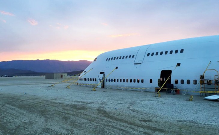 Boeing 747 на фестивале Burning Man