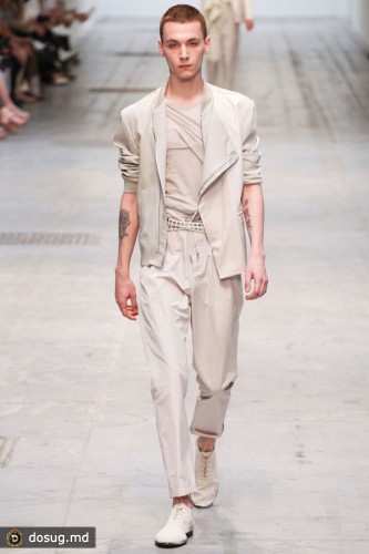 Milan Fashion Week Costume National Homme весна-лето 2013