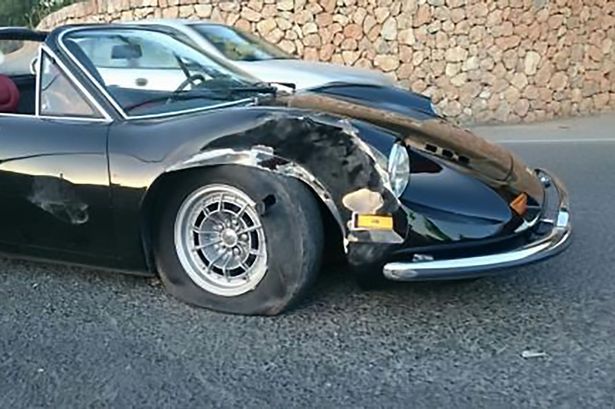 Пьяная девушка ушатала раритетный Ferrari