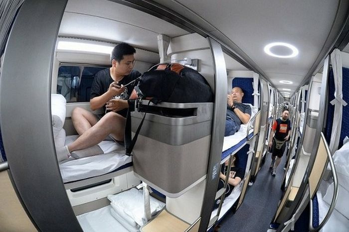 В китайском плацкартном вагоне не так страшно попасть на боковушку