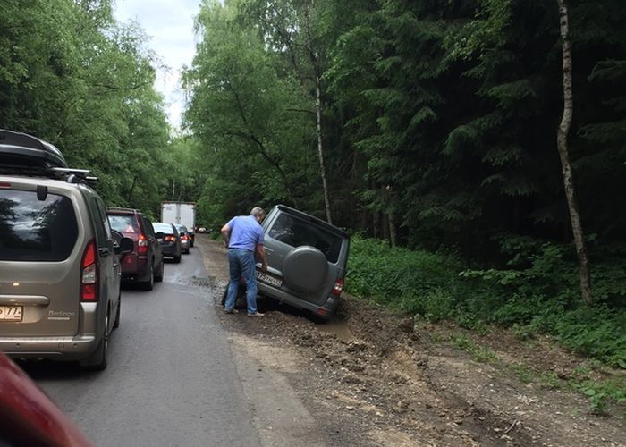 Обочечник на "Патриоте" горько пожалел о своем лихачестве