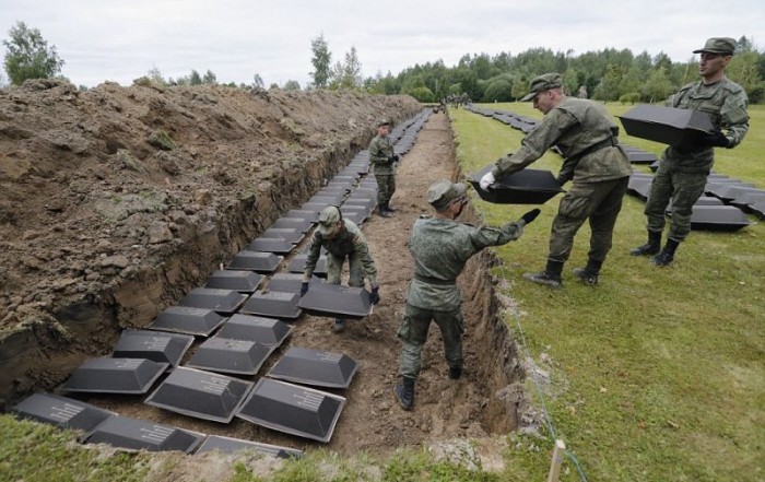 Перезахоронение останков 1386 немецких солдат под Санкт-Петербургом