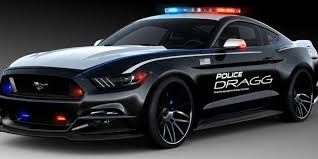 Ford покажет уникальные версии Mustang